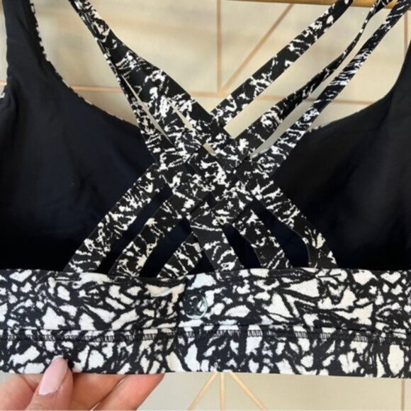 Lululemon Game Day Top Ice Breaker White Black / Iced Wave White Black - Picture 3 of 5